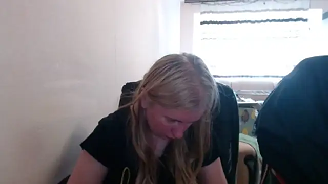 PeterAndJen online show from May 17, 2026, 4:14 pm