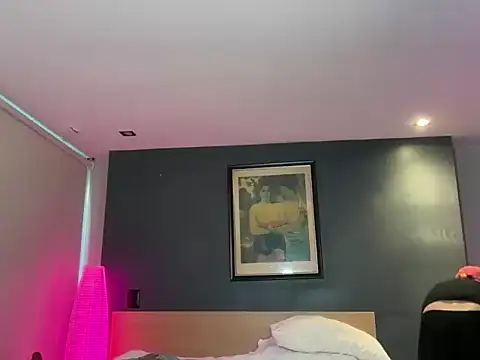 Snapshot of mcklister_kinky_feets chatting on February 8, 2026, 2:53 pm mcklister kinky feets online show from February 8, 2026, 2:53 pm