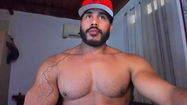 Artemis Kazttman online show from November 10, 2025, 5:45 pm