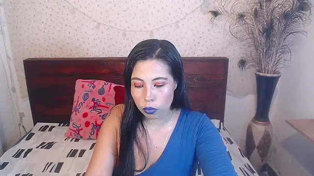 Snapshot of NikkieMilky chatting on October 3, 2025, 1:46 am NikkieMilky online show from October 3, 2025, 1:46 am