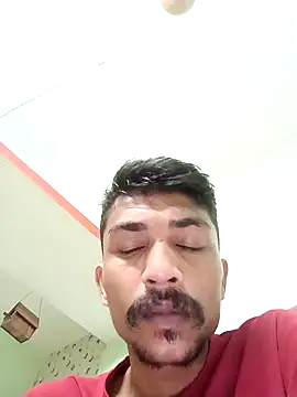 PrabV0319 online show from October 2, 2025, 5:42 pm