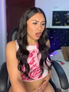 Snapshot of Ambar_pe_ chatting on January 29, 2025, 1:48 am Ambar pe online show from January 29, 2025, 1:48 am