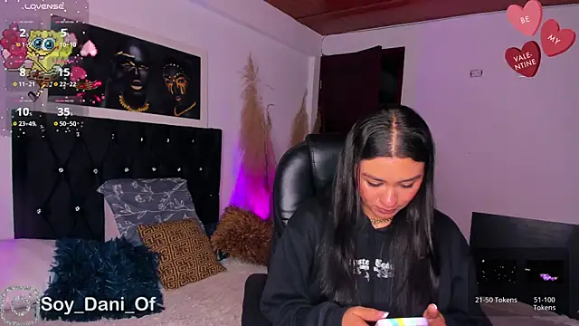 Snapshot of Ambar_pe_ chatting on February 22, 2025, 12:16 am Ambar pe online show from February 22, 2025, 12:16 am