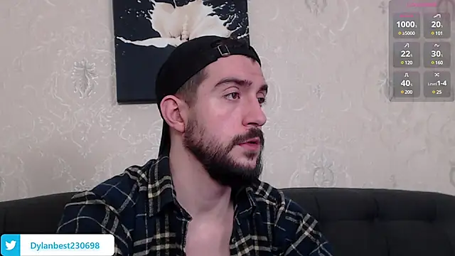 Snapshot of Dylan_Best chatting on January 13, 2025, 3:45 am Dylan Best online show from January 13, 2025, 3:45 am