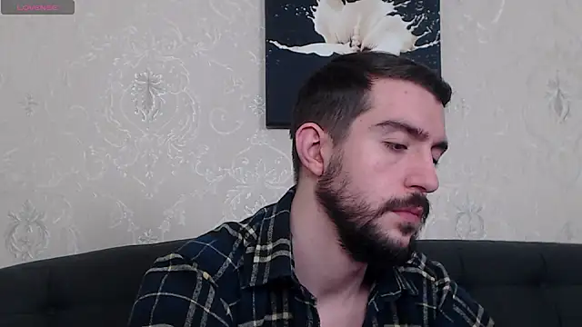 Snapshot of Dylan_Best chatting on January 17, 2025, 12:10 am Dylan Best online show from January 17, 2025, 12:10 am