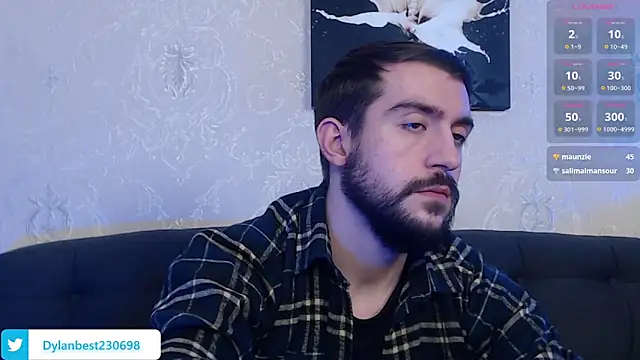 Snapshot of Dylan_Best chatting on January 29, 2025, 1:37 am Dylan Best online show from January 29, 2025, 1:37 am