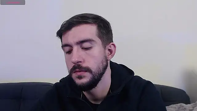 Snapshot of Dylan_Best chatting on February 20, 2025, 1:57 am Dylan Best online show from February 20, 2025, 1:57 am