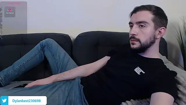Snapshot of Dylan_Best chatting on February 23, 2025, 12:30 am Dylan Best online show from February 23, 2025, 12:30 am