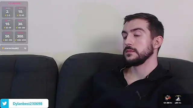 Snapshot of Dylan_Best chatting on February 27, 2025, 4:31 am Dylan Best online show from February 27, 2025, 4:31 am