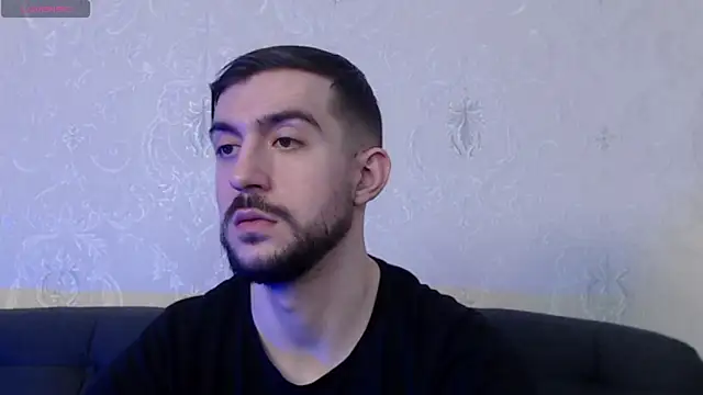 Snapshot of Dylan_Best chatting on March 11, 2025, 3:48 am Dylan Best online show from March 11, 2025, 3:48 am