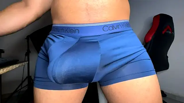 jordylatin20 online show from November 20, 2025, 11:15 pm