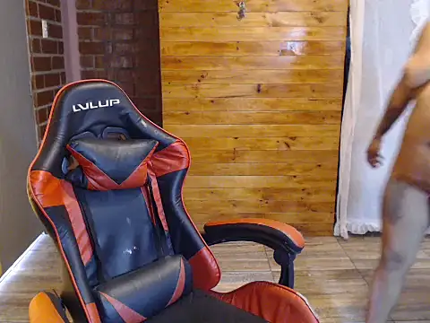 Hilarybunnyy online show from March 14, 2026, 2:11 pm