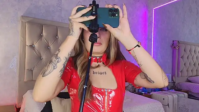 nini love01 online show from April 2, 2026, 3:26 am