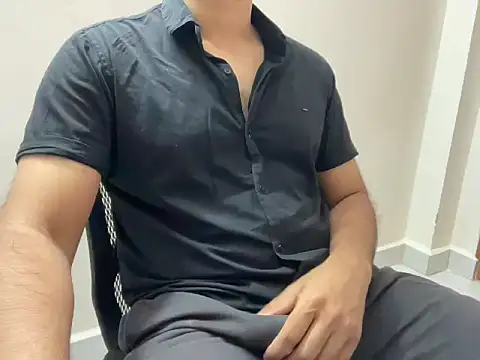 Arjun78877 online show from October 9, 2025, 1:31 pm