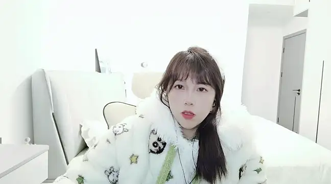 Sunset glow online show from February 8, 2025, 2:05 pm