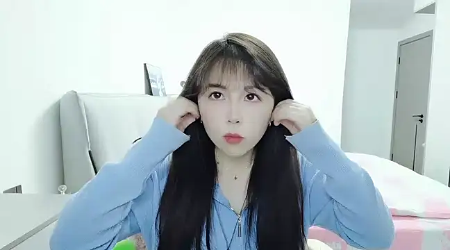 Sunset glow online show from March 19, 2025, 2:35 pm