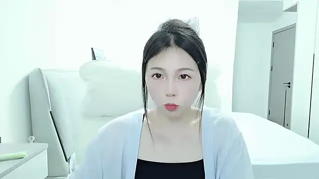 Sunset glow online show from October 8, 2025, 8:45 am