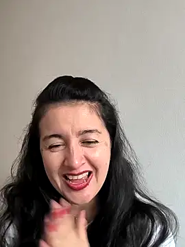 Cherry 1992 online show from March 20, 2026, 12:10 pm