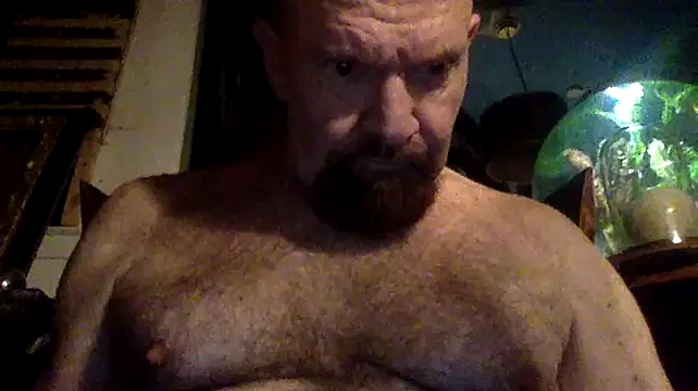 Snapshot of masculinebottom chatting on October 5, 2025, 1:42 pm masculinebottom online show from October 5, 2025, 1:42 pm