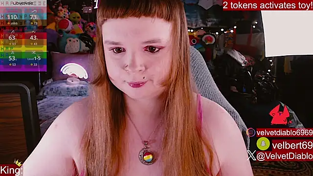 Snapshot of VelvetDiablo chatting on June 10, 2026, 12:11 am VelvetDiablo online show from June 10, 2026, 12:11 am