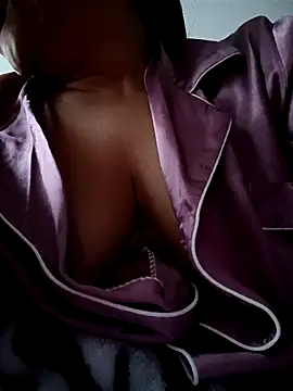 Ivanna2 online show from November 16, 2025, 11:27 am