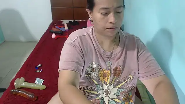 NatalySexxxMilk online show from December 2, 2025, 8:41 am