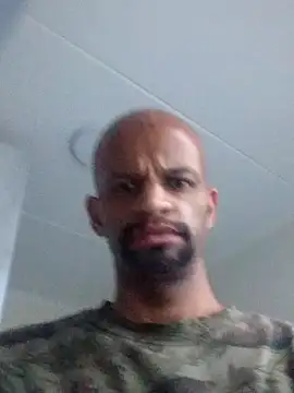 Snapshot of TONYSHUGE chatting on December 18, 2025, 2:01 pm TONYSHUGE online show from December 18, 2025, 2:01 pm