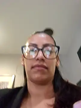 Nikkierosee online show from March 15, 2025, 7:27 pm