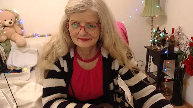 Snapshot of BlairFort chatting on December 14, 2024, 10:13 am BlairFort online show from December 14, 2024, 10:13 am