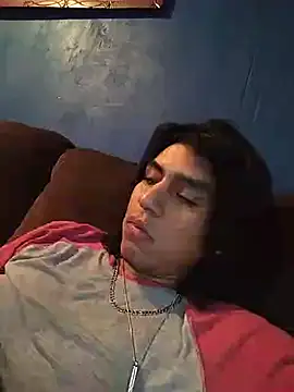 AlexAlejandro13 online show from February 15, 2026, 7:51 am