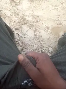 FinableKnee online show from December 14, 2025, 9:58 am