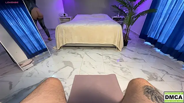  blowjob queen online show from April 16, 2026, 10:12 pm