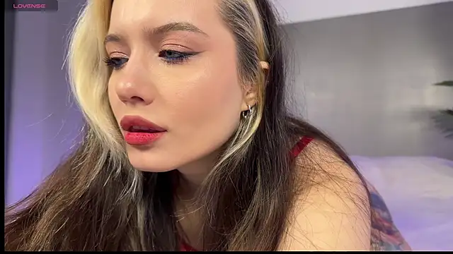 Snapshot of _blowjob_queen chatting on May 20, 2026, 11:11 pm blowjob queen online show from May 20, 2026, 11:11 pm
