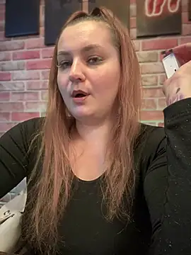 CandyShoopp online show from January 22, 2025, 9:57 am