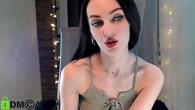 ms kelarini online show from February 13, 2025, 3:24 pm