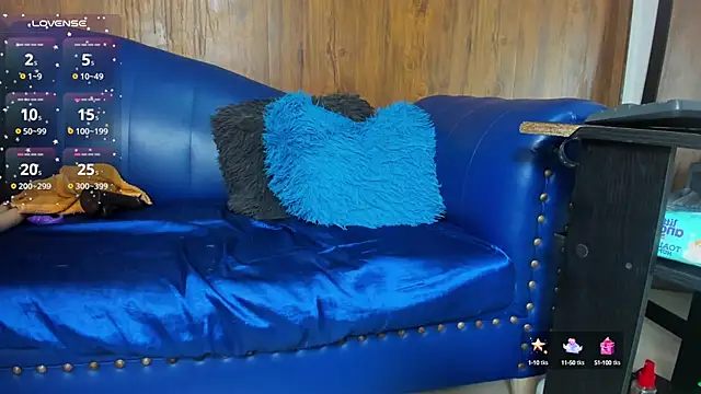 Snapshot of Mature_Skinny chatting on February 24, 2025, 4:04 pm Mature Skinny online show from February 24, 2025, 4:04 pm