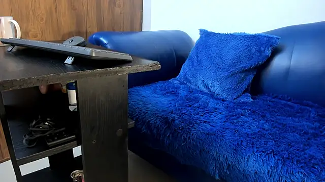 Snapshot of Mature_Skinny chatting on January 10, 2026, 9:16 pm Mature Skinny online show from January 10, 2026, 9:16 pm