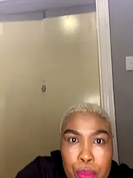 BADFATASS85 online show from December 19, 2025, 1:01 am