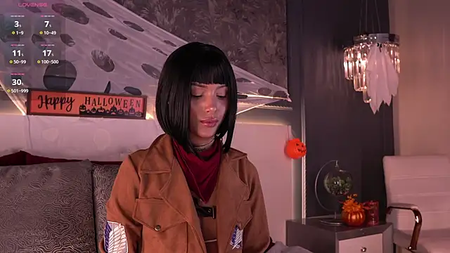 evamoretti online show from October 31, 2025, 1:06 am