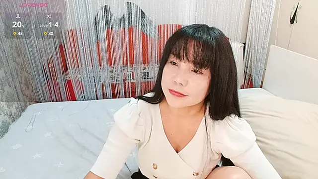 Snapshot of MissValday chatting on February 6, 2025, 4:53 am MissValday online show from February 6, 2025, 4:53 am