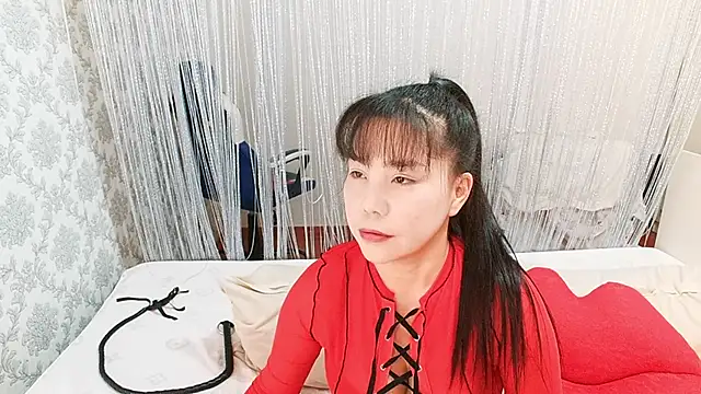 Snapshot of MissValday chatting on March 21, 2025, 8:06 am MissValday online show from March 21, 2025, 8:06 am