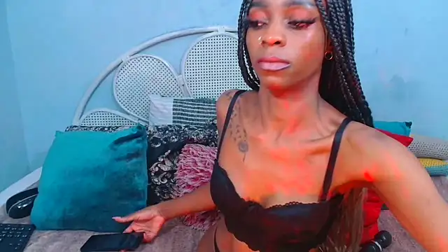 AvaOcean online show from April 11, 2026, 9:30 pm