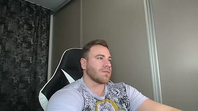 Thori92 online show from January 6, 2025, 5:27 pm