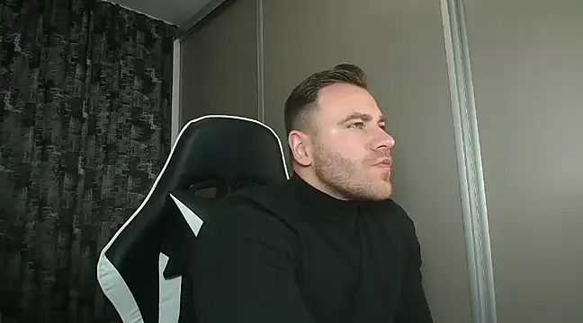 Thori92 online show from January 28, 2025, 7:00 pm