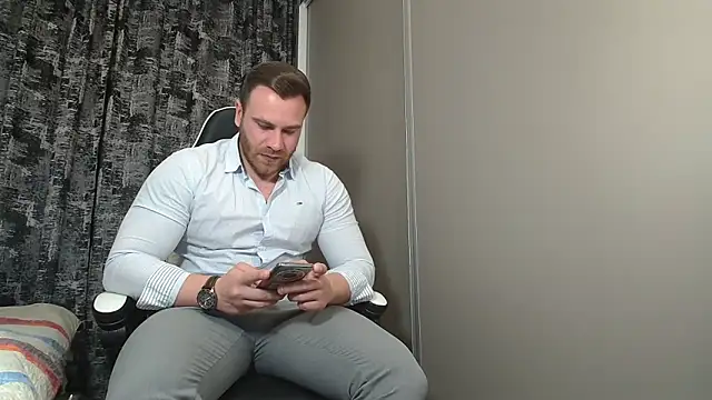 Thori92 online show from February 10, 2025, 6:03 pm