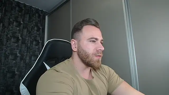 Thori92 online show from March 1, 2025, 7:15 pm