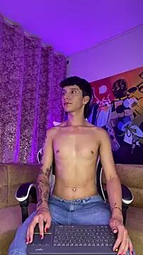 JacoboSwam online show from October 26, 2025, 5:24 am