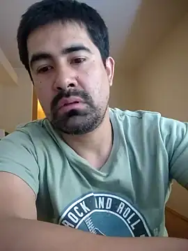 VonDoomdelToro online show from February 12, 2025, 2:24 am