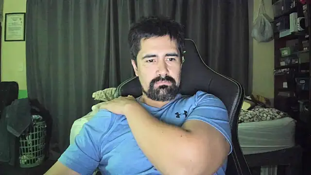 VonDoomdelToro online show from October 21, 2025, 6:25 am