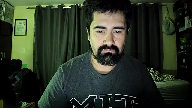 VonDoomdelToro online show from October 30, 2025, 7:21 am